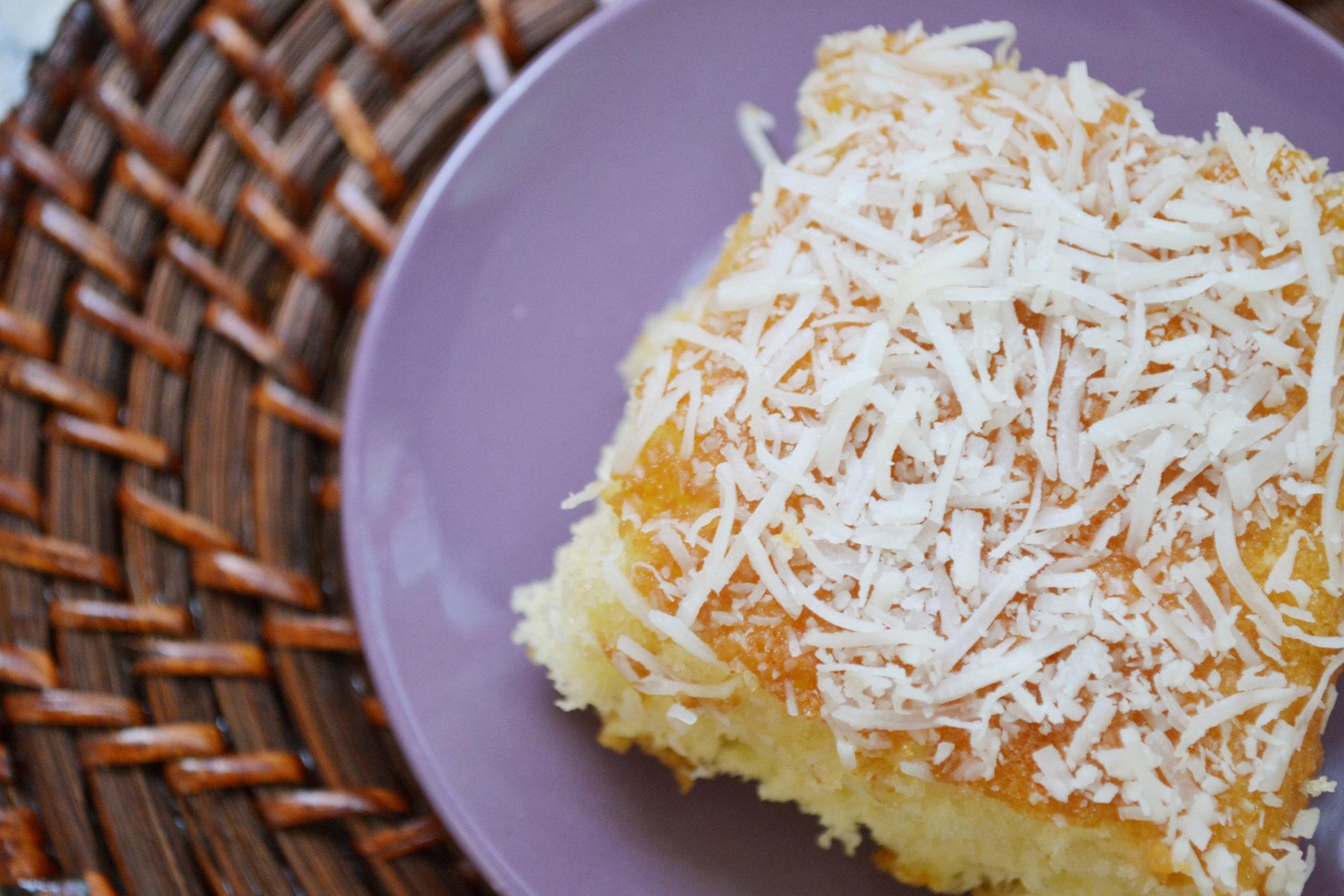 BOLO DE COCO GELADO